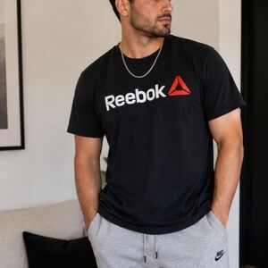 Reebok Men’s XL Black Graphic Logo T-Shirt Athletic Short Sleeve Tee